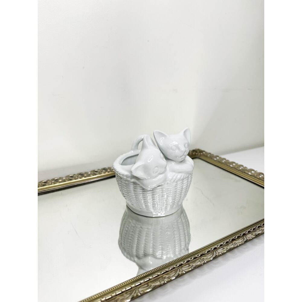 Adorable Vintage Ceramic Planter - Two Kittens in a Basket - White Cats / Kitten